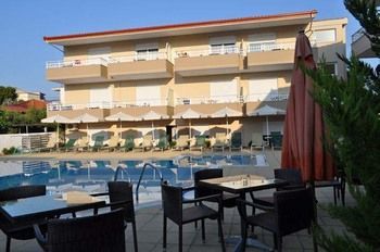 Sarti Plaza Hotel Exterior foto